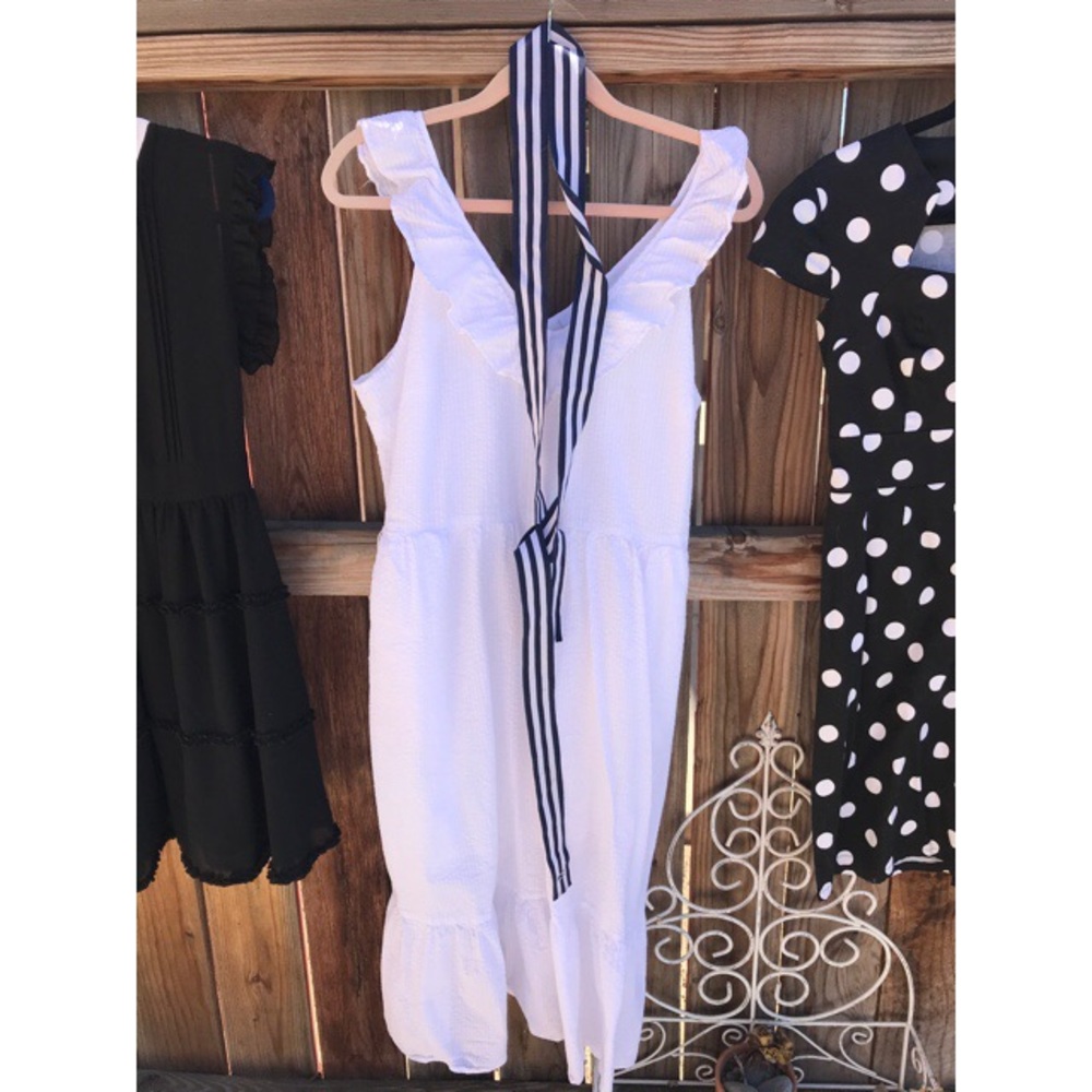 White vineyard vines target dress